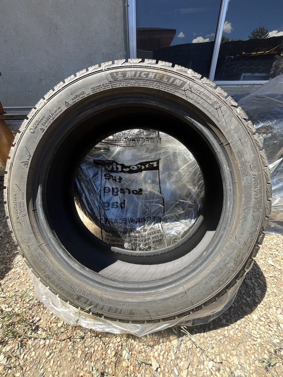Set of 4 Michelin X-Ice Snow 205/60R16 Winter Radial Car Tire - Used