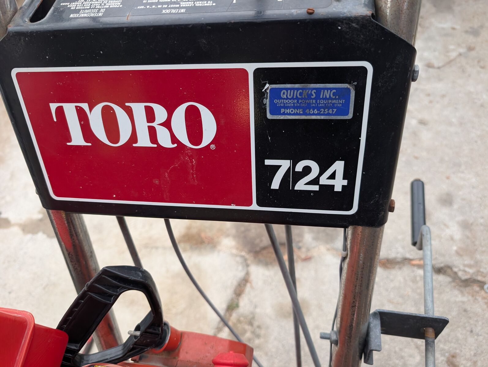 Good running Toro 724 snow blower