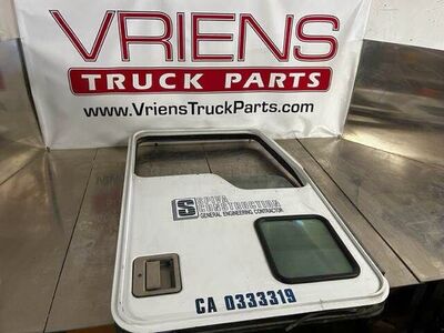 Kenworth T600 Front Door Assembly