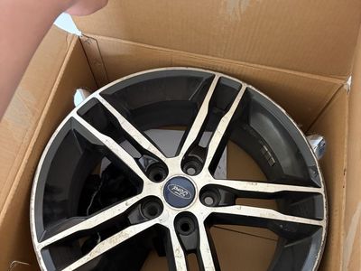 2016 Ford Focus St Wheels