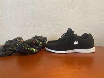 Women’s Brunswick bowling shoes size 8.5 w covers