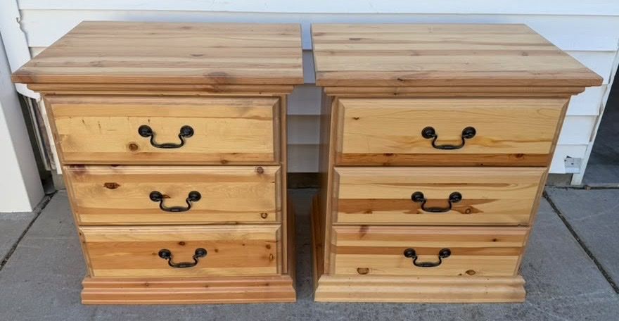Gorgeous pine nightstands