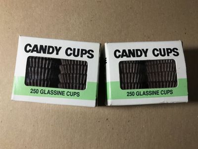 2-Fox Run Craftsmen 250 Glassine Candy Cups, Dark Chocolate Color + 5 Molds, New