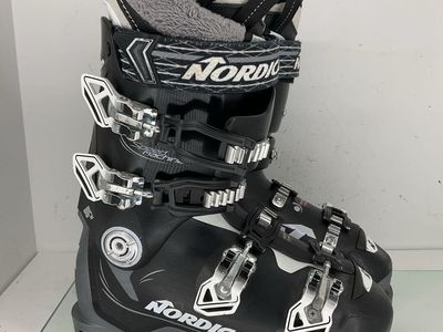 Nordica Speedmachine 85 W