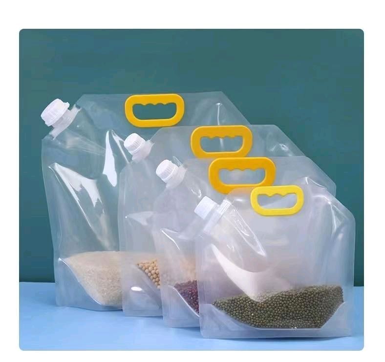 Hundreds of Heavy-duty Pet Food/Grains Storage Bags (price is for 50)
