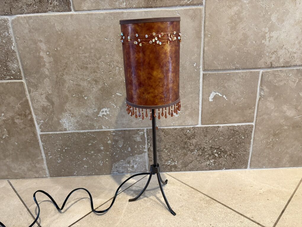 Vintage Metal Table Lamp W/Amber Shade & Bead Pull