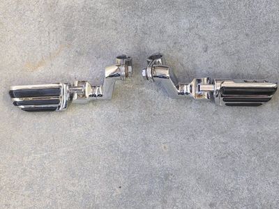 motorcyle chrome foot pegs