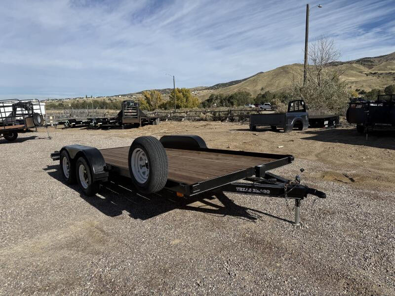 2005 Texas Bragg Trailers 16' Car Hauler
