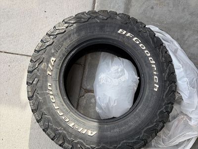 BFG Ko2 LT235/75 R15