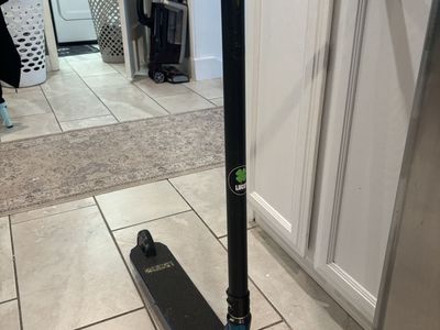 Lucky Scooter neo Blue