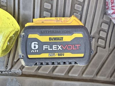 DEWALT FLEXVOLT 20V/60V MAX 6.0 Ah Lithium-Ion Battery DCB606 - Excellent Condition