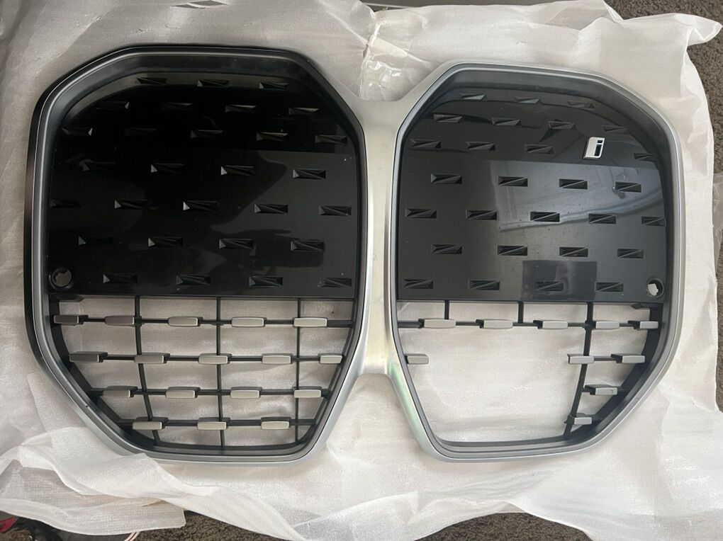 2021-2022-2023-2024 BMW i4 G26 Front Bumper Grill