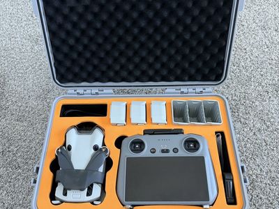 DJI Mini 4 Pro Fly More Combo + RC 2 Controller + Hardcase