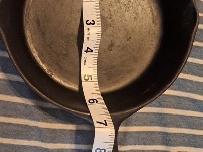 Vintage Cast Iron Skillet 6 inch 3 notch