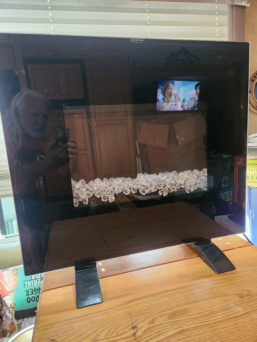Electric fireplace/heater