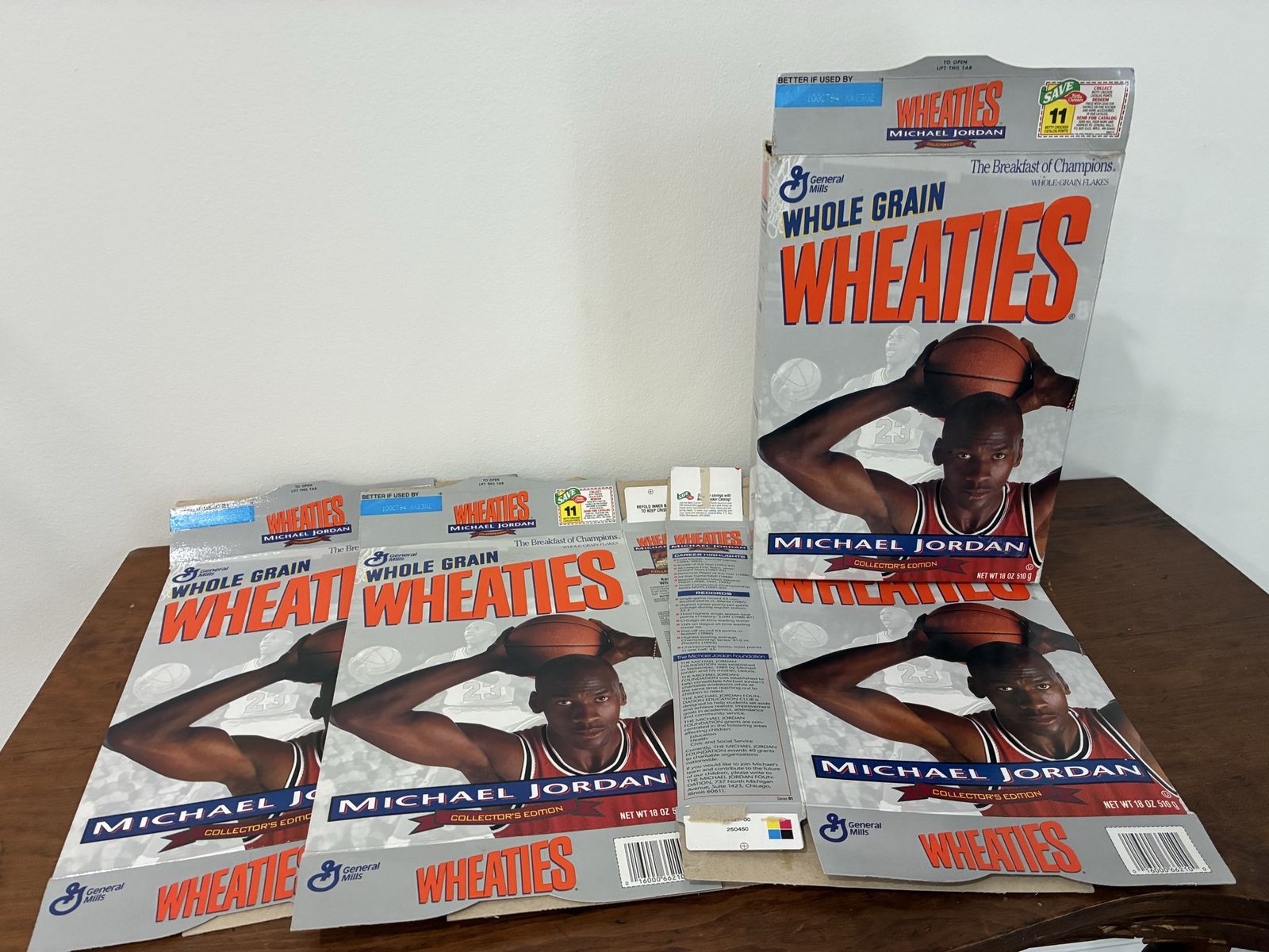 Lot of Michael Jordan Wheaties Collector's Edition Cereal Boxes (1 Full Box 3 Flats)