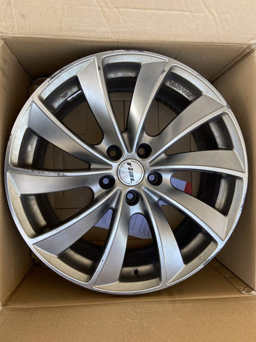 Rial KBA 47392 8.5Jx19H2 Silver Wheel 19-inch Alloy Rim