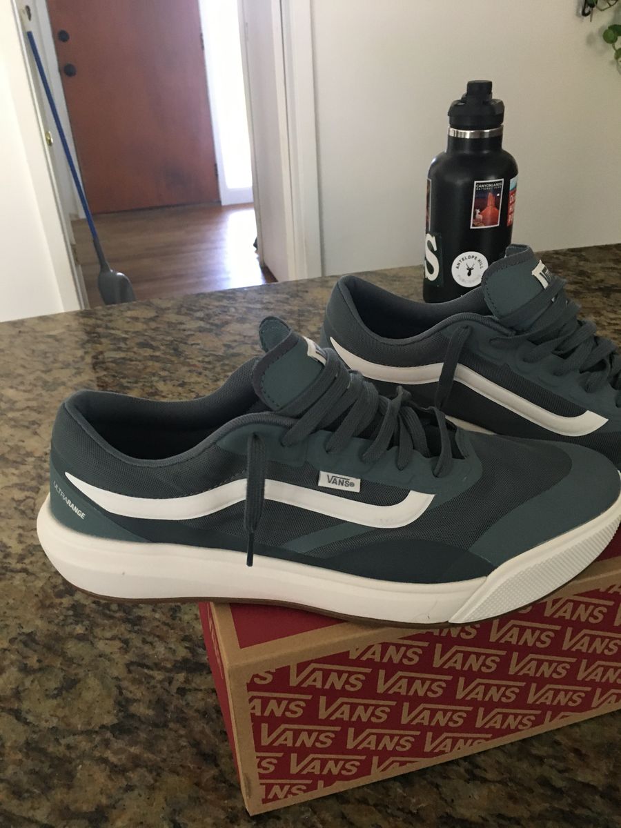 Vans Ultrarange 2.0 men”s size 13.   Only $50 ($99+ retail)