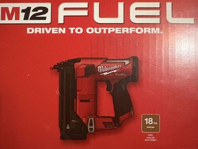 Milwaukee M12 FUEL 18GA Brad Nailer - Compact & Compatible with M12 Batteries