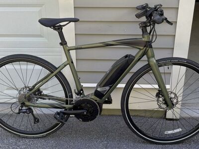 2022 Yamaha Crosscore E Bike - Olive Green - Size Small