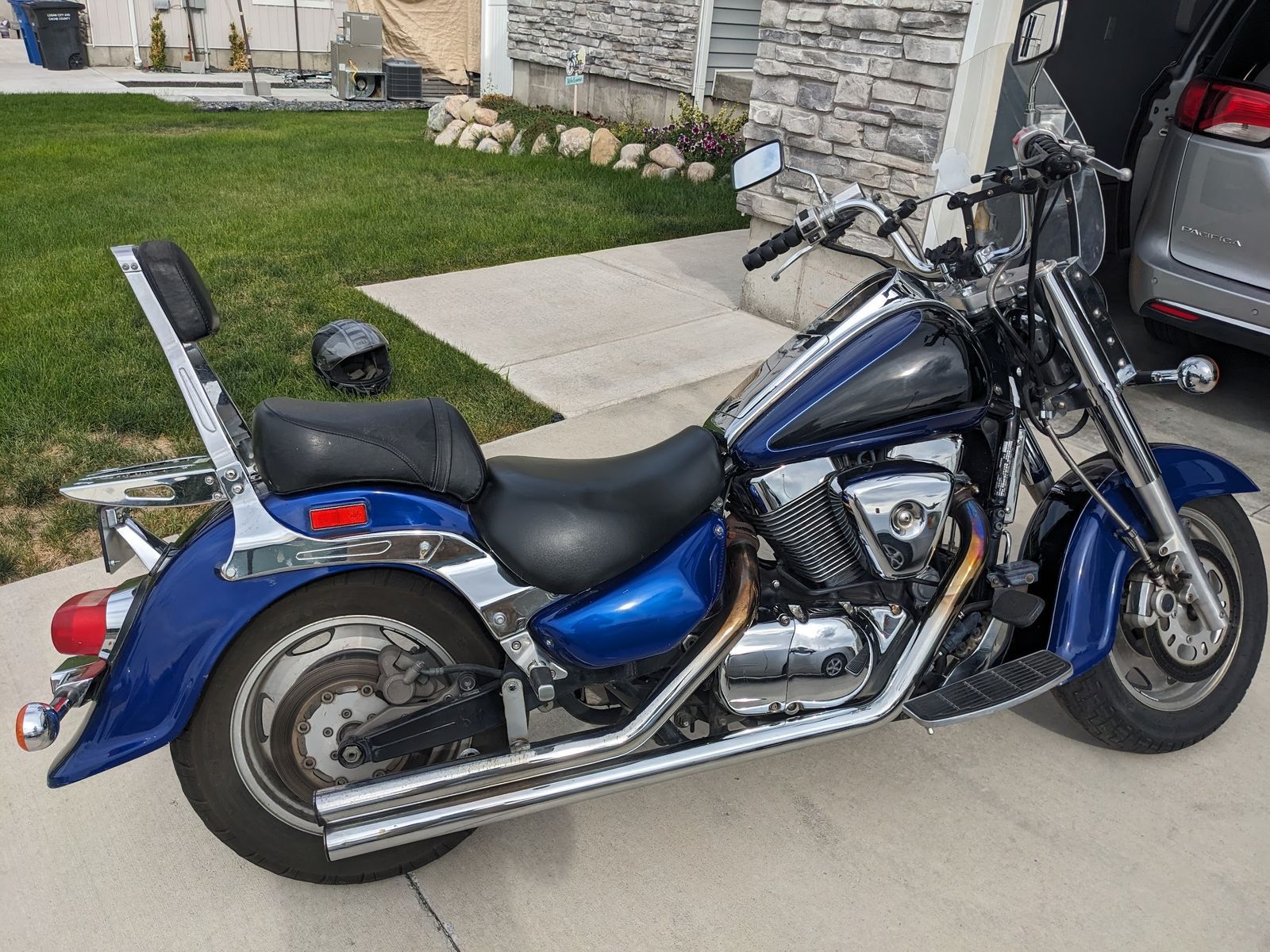 2001 Suzuku VL1500 Intruder Project Bike