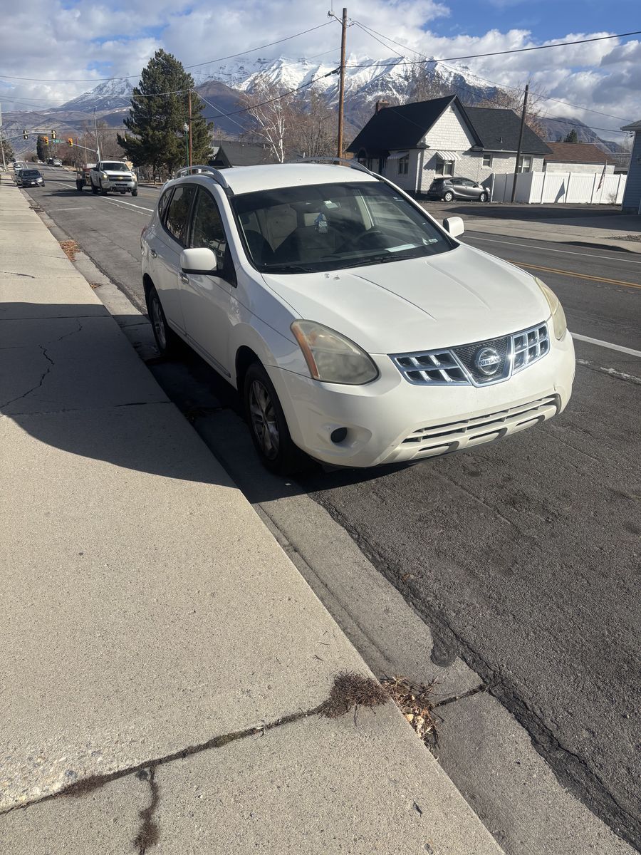 2012 NISSAN ROGUE