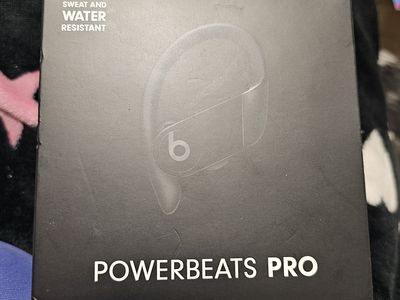 Powerbeats Pro Wireless Headphones in Black