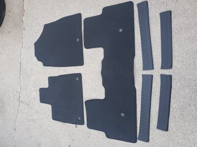 Honda Pilot Carpets, 3-Piece Set