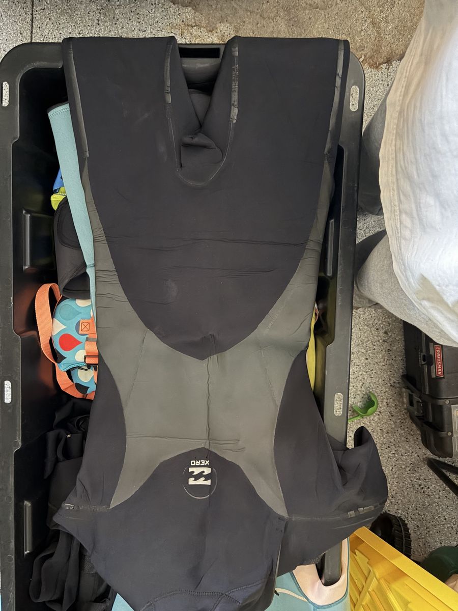 Billabong XERO Wetsuit Men's Full Body 3/2mm Black/Grey Surf Dive Snorkel: size Large Short