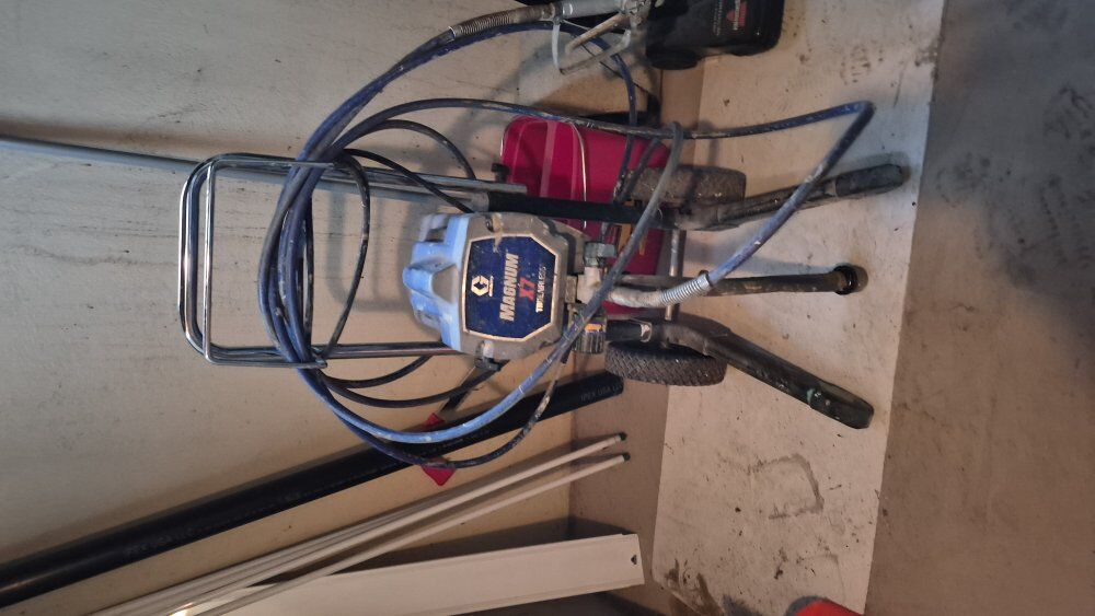 AIRLESS PIANT SPRAYER