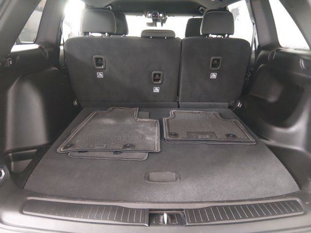 Main image 11