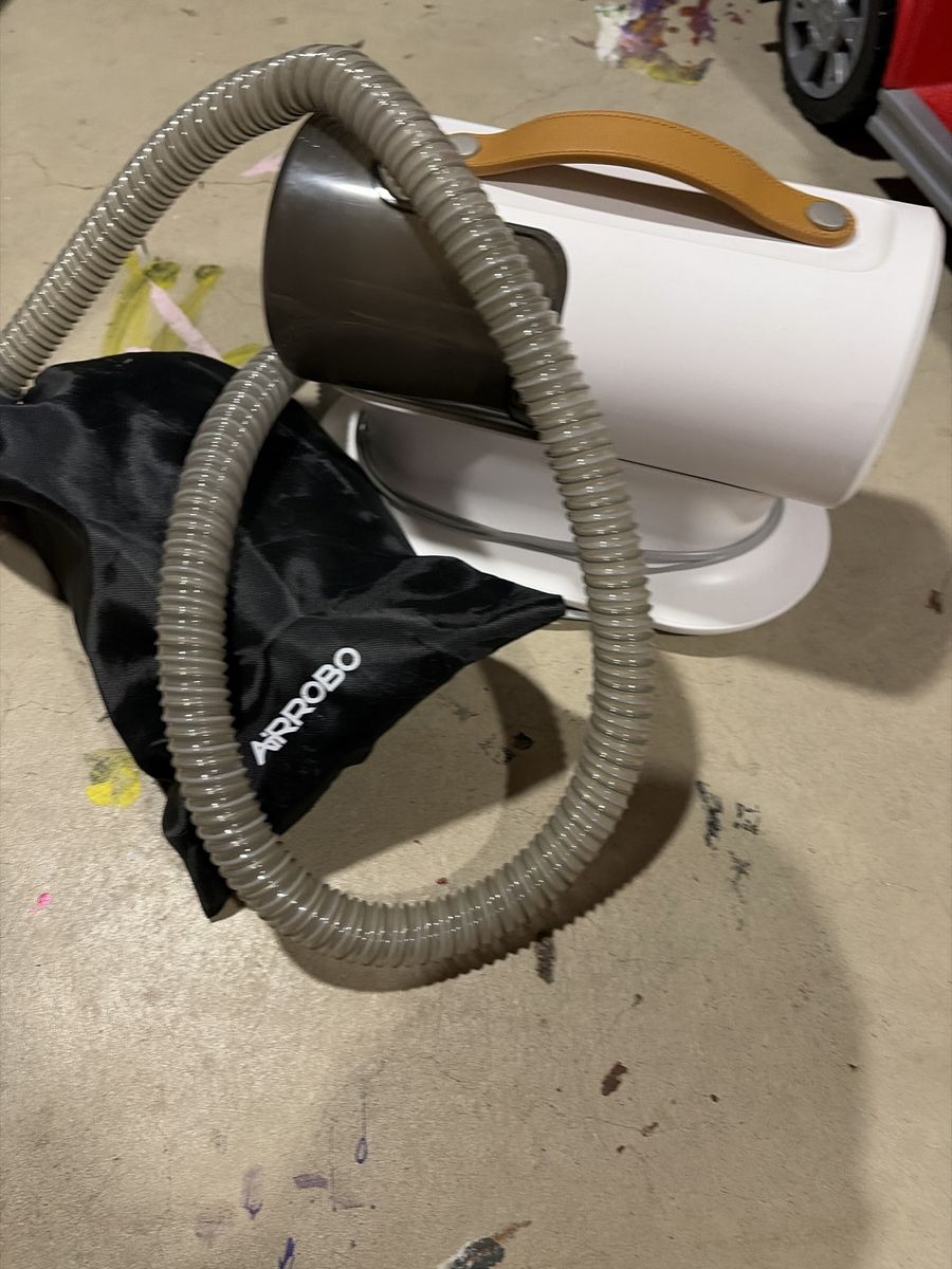 Airrobo Pet Dryer with Hose and Bag - Gently Used Portable Pet Grooming Blower