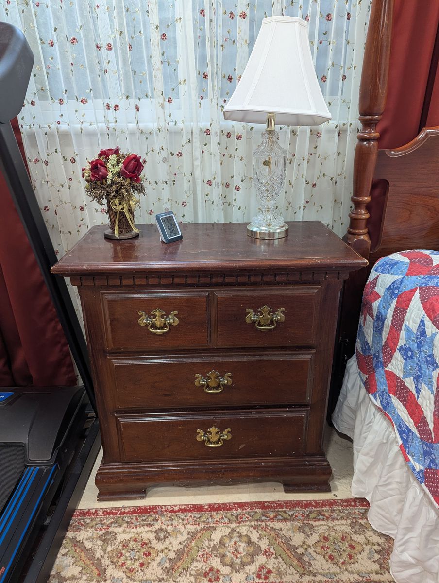 Two Chippendale Nightstands and Crystal lamps