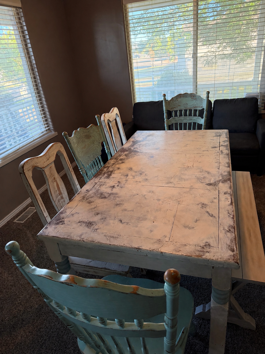 Farmhouse table 5 chairs. 1 bench