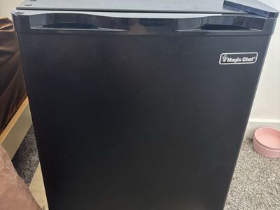 Magic Chef 1.7 cu. ft. Mini Refrigerator Black - Compact & Portable