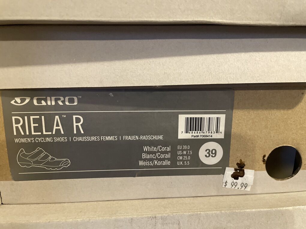 New Women's Shoe Size 7.5