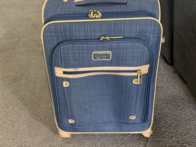 Nichole Miller Carry On, Like New.