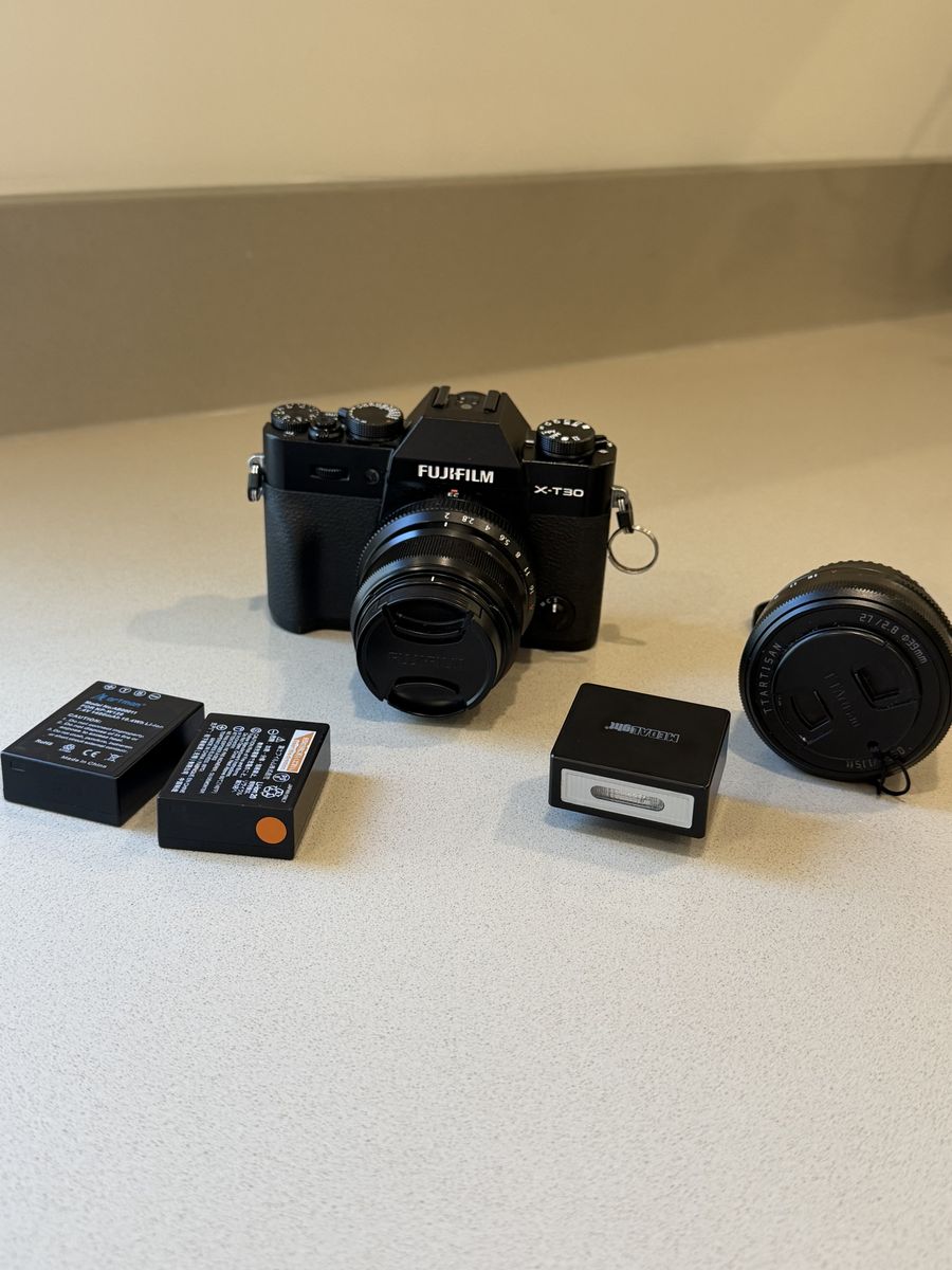 Fujifilm XT30 ii bundle with 23mm f/2 lens