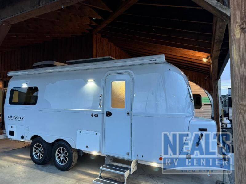 2026 Oliver Travel Trailers Legacy Elite ll Twin Bed