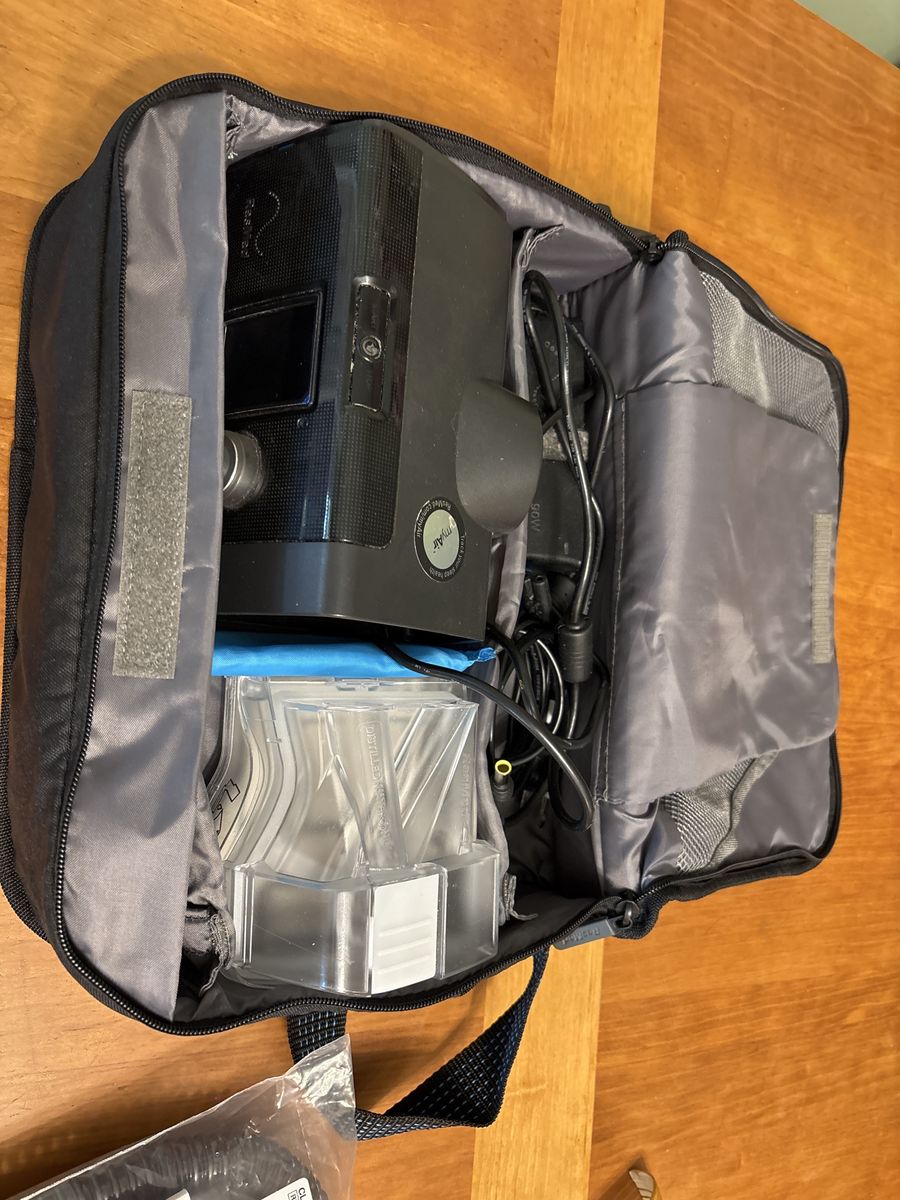 ResMed AirSense 10 CPAP Machine & Humidifier with Travel Bag & Accessories
