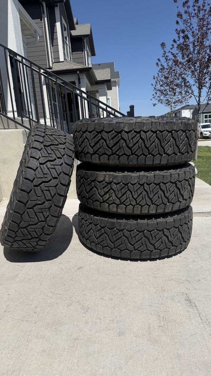 37/12.50R20 Nitto Recon Grappler Load E New