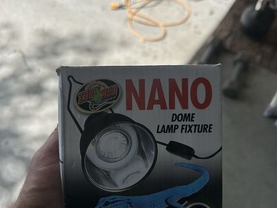 Zoomed nano lamp