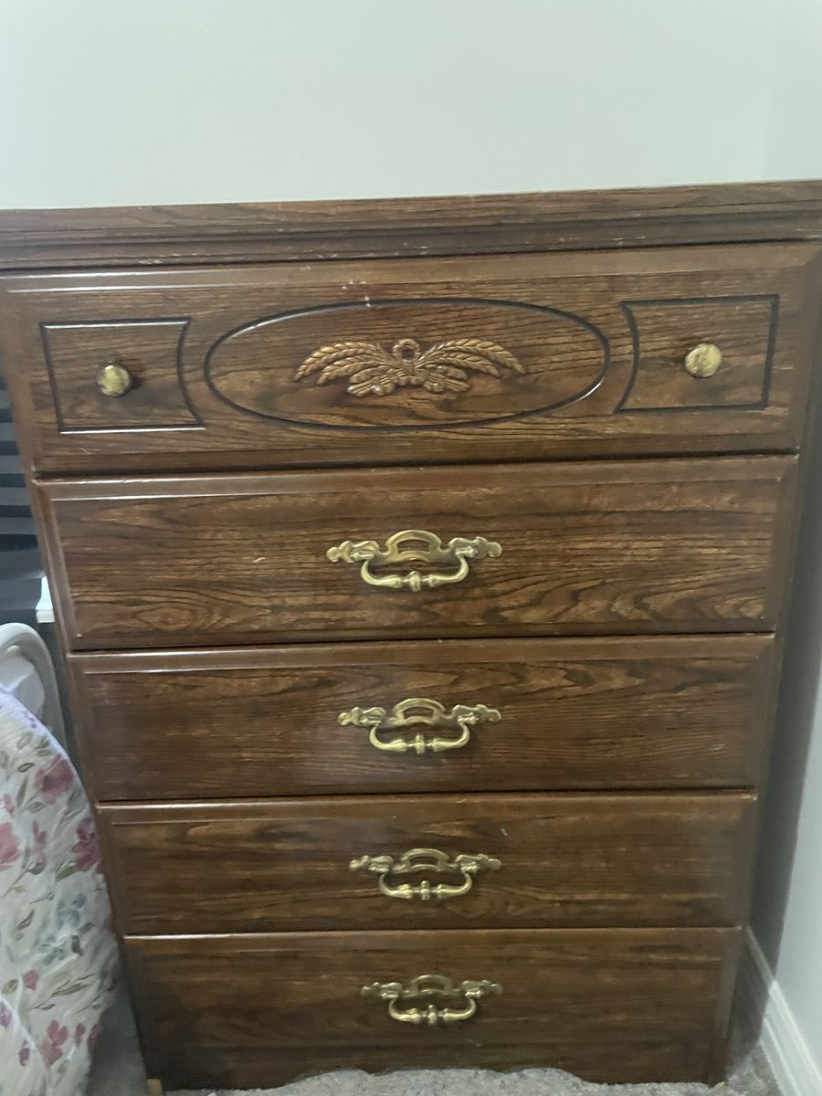 Traditional Dark Wood 5-Drawer Tall Dresser Chest with Brass Hardware