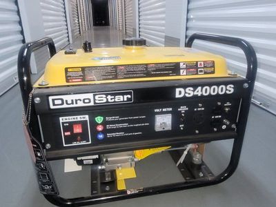 DuroStar DS4000S 4000-Watt 208cc Air Cooled Portable RV Generator