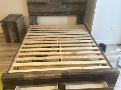 Queen Size Wooden Bed Frame with Headboard and Built-in Storage Drawers
