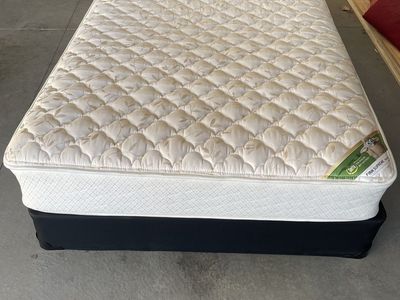 Full Mattress And Box spring