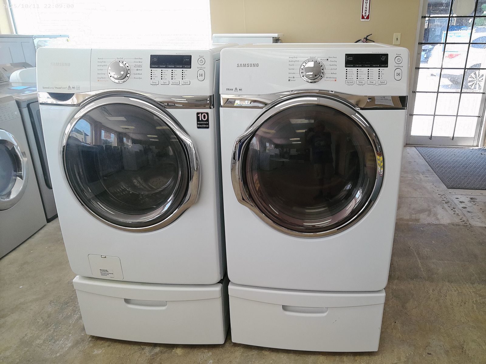 Front Load Washer and Electric Dryer with Pesestals~90 Day Guarantee