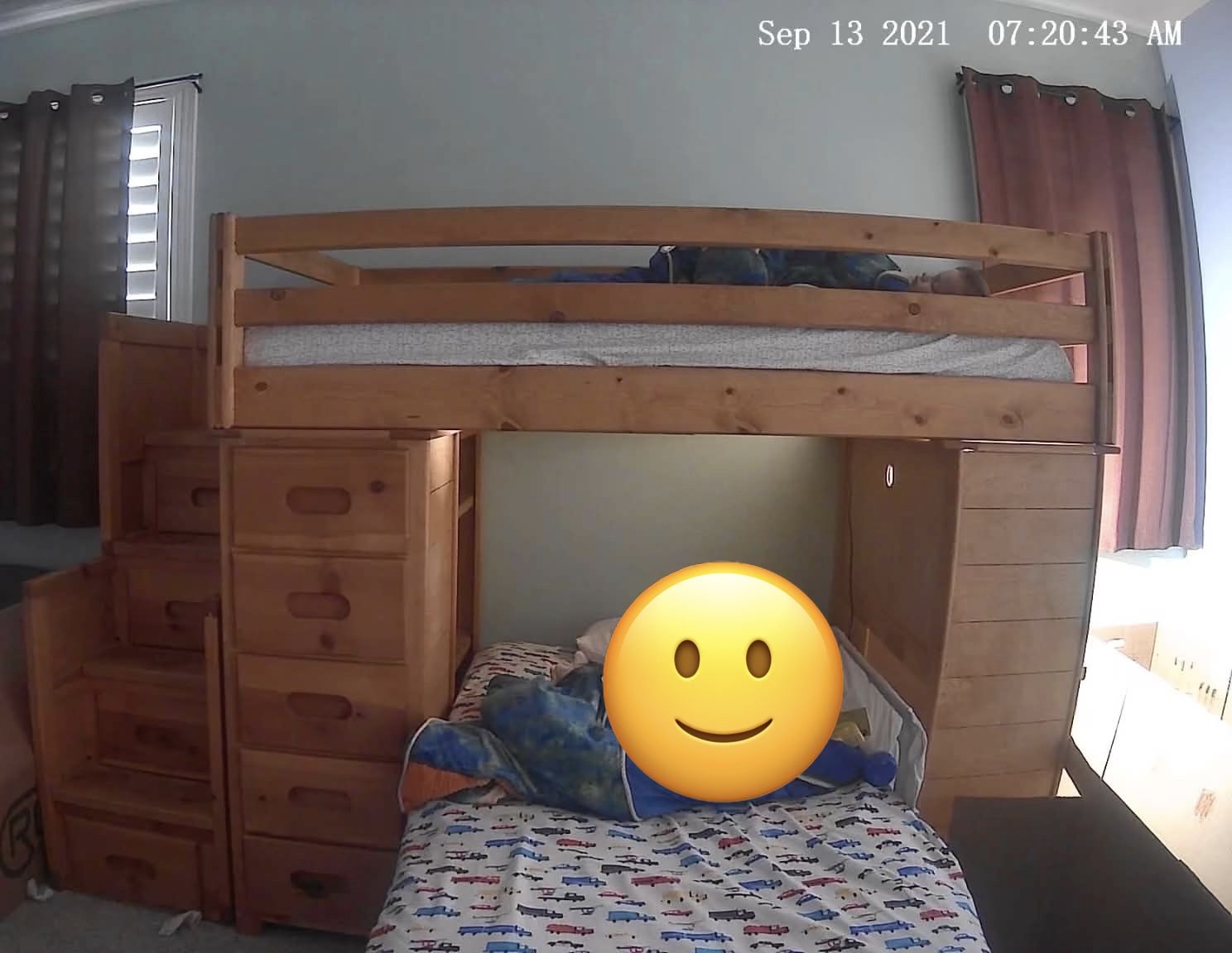 Solid wood bunk bed/ desk/ dresser/ bookshelf