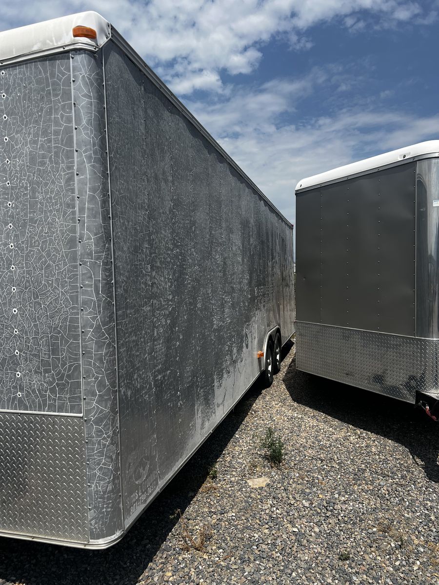 27 ftPace American car hauler enclosed trailer with extras