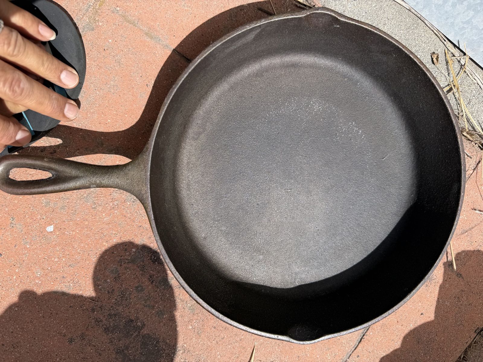 Lodge 10.25 Inch Cast Iron Skillet USA D1 8SK